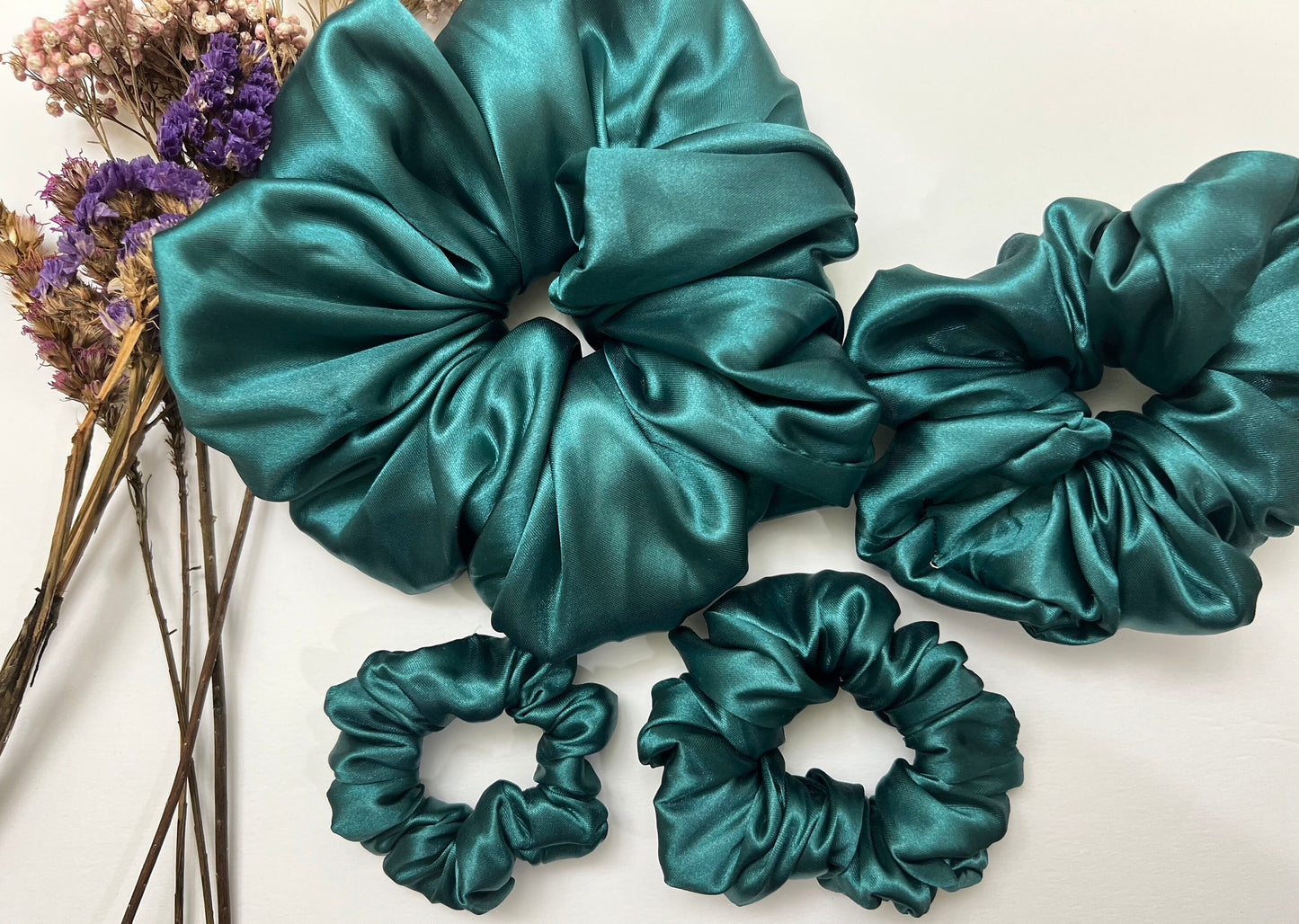 XXL Scrunchies,Hair ties, Hair accessories, Jumbo scrunchies, large/oversized scrunchie,Mother’s Day gifts, Christmas gifts, Birthday gifts.